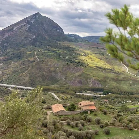 Apartment Fiordaliso Scillato (Sicily)